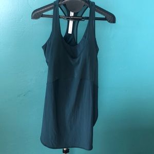 Lululemon tank with built in bra - gently loved